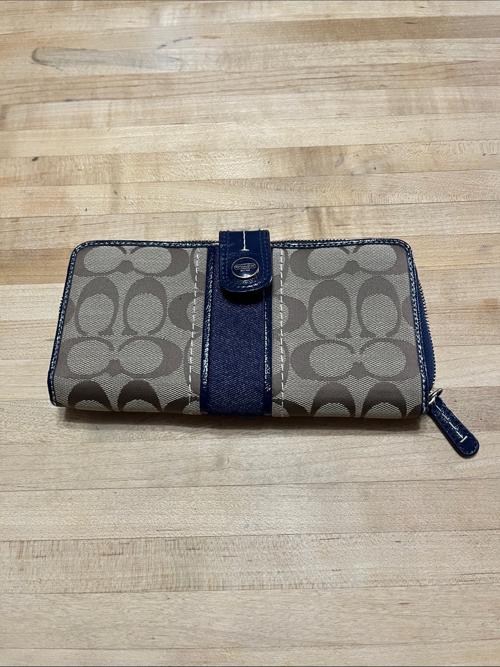 Coach Khaki Signature Wallet with Navy Trim